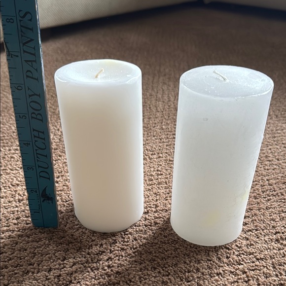 Elegant White and Yellow Pillar Candle Set - Picture 3 of 10